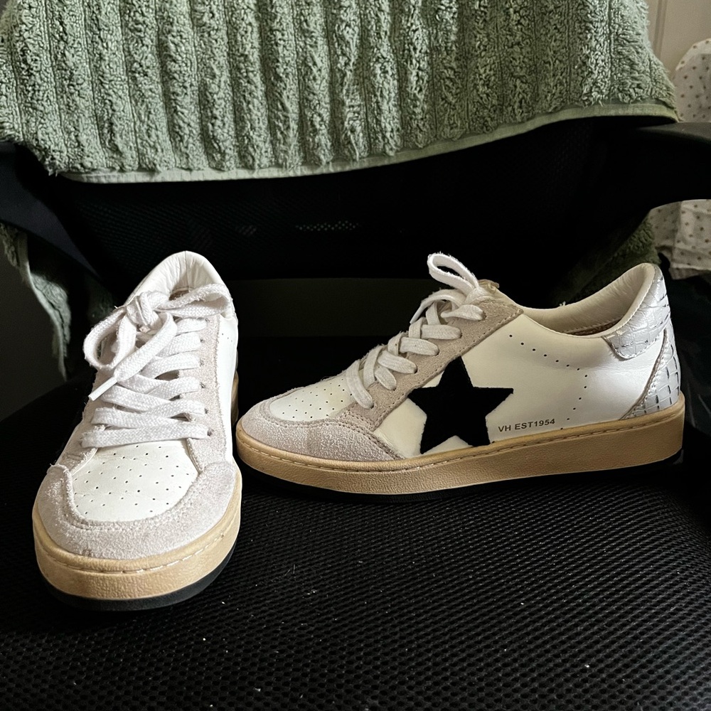 Vintage Havana Sneakers